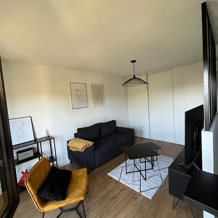 Dassy Steeve Apartment